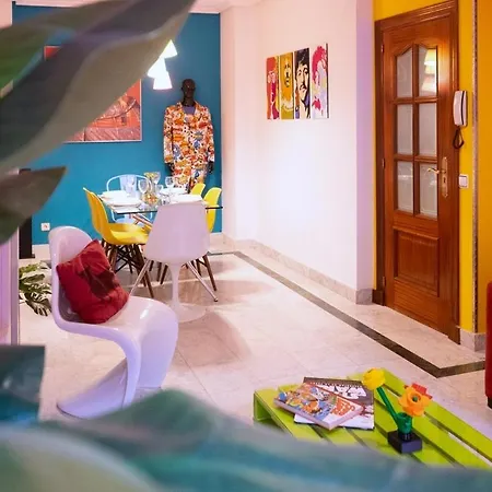 Pop-art, Junto A La Plaza Mayor, By My In Lejlighed Salamanca