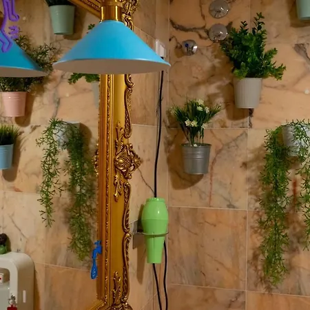 Pop-art, Junto A La Plaza Mayor, By My In Lejlighed Salamanca