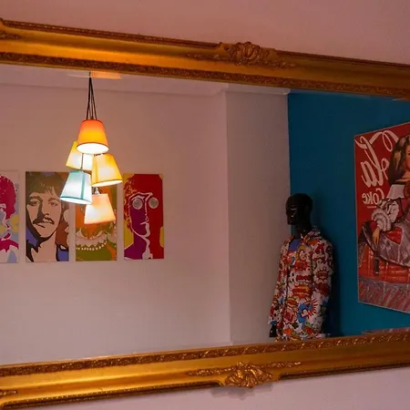 Pop-art, Junto A La Plaza Mayor, By My In Lejlighed Salamanca