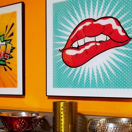 Pop-art, Junto A La Plaza Mayor, By My In Salamanca