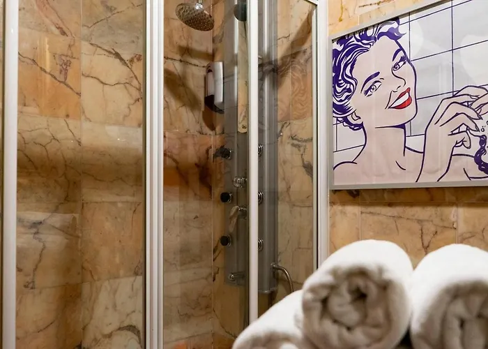 Pop-art, Junto A La Plaza Mayor, By My In *